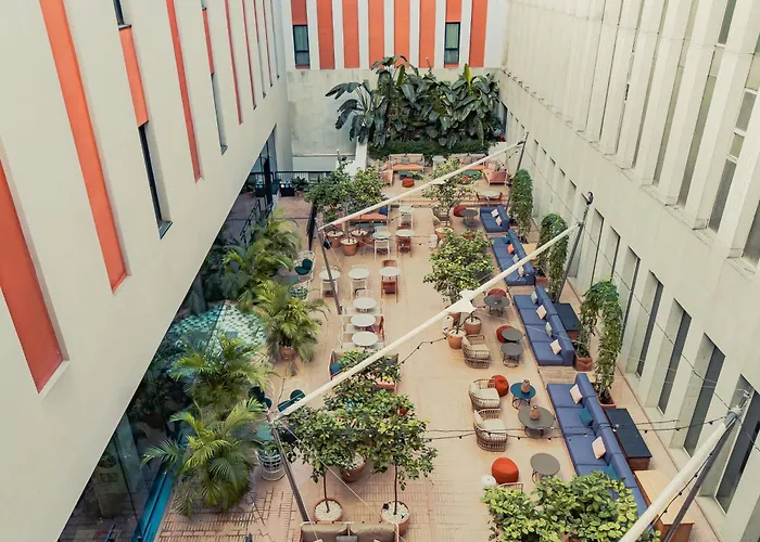 Hoteles BaratosIbis Styles Sevilla City Santa Justa