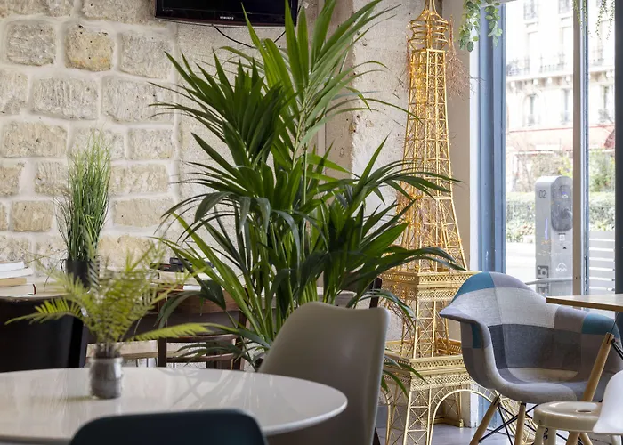 Le Regent Montmartre By Hiphophostels París