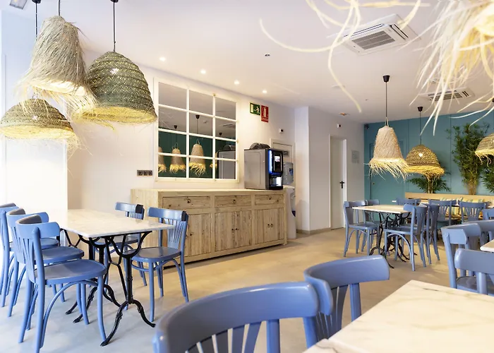 Yomo Hostal BCN Port Barcelona