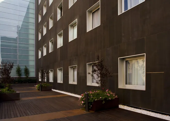 Hoteles BaratosHoliday Inn Express Barcelona City 22@ By Ihg