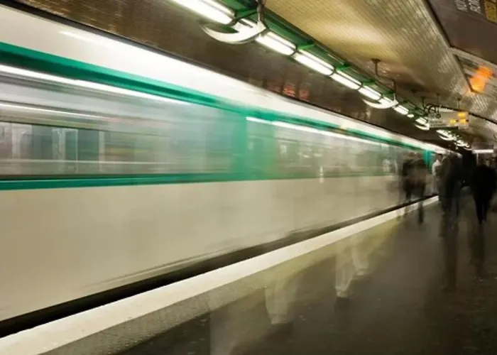 Hotel Mirabeau Eiffel París