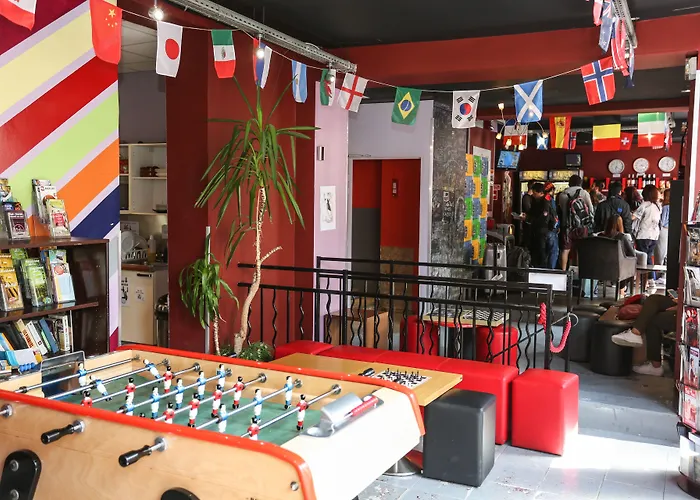 Le Montclair Montmartre By River París