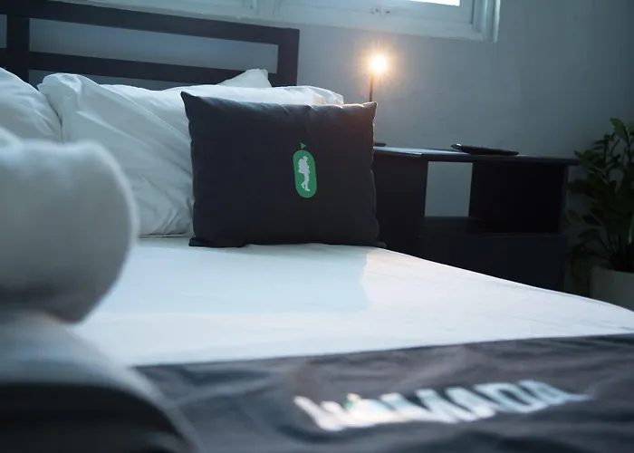 Nomada Urban Beach Hostel- Calle Loiza San Juan