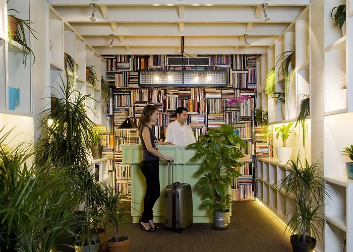 Hoteles BaratosPraktik Garden