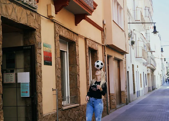 Loft Hostal Group Lloret de Mar