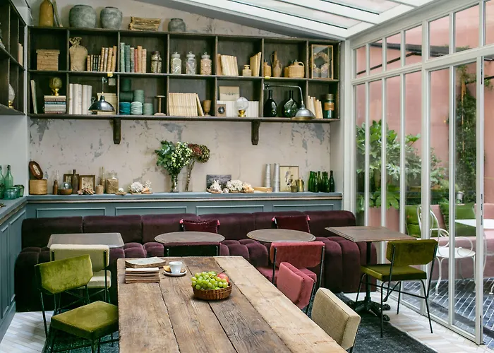 Hoteles BaratosLa Planque