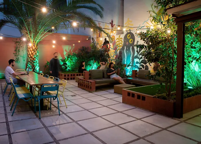 The Loft Hostel Barcelona La Pedrera