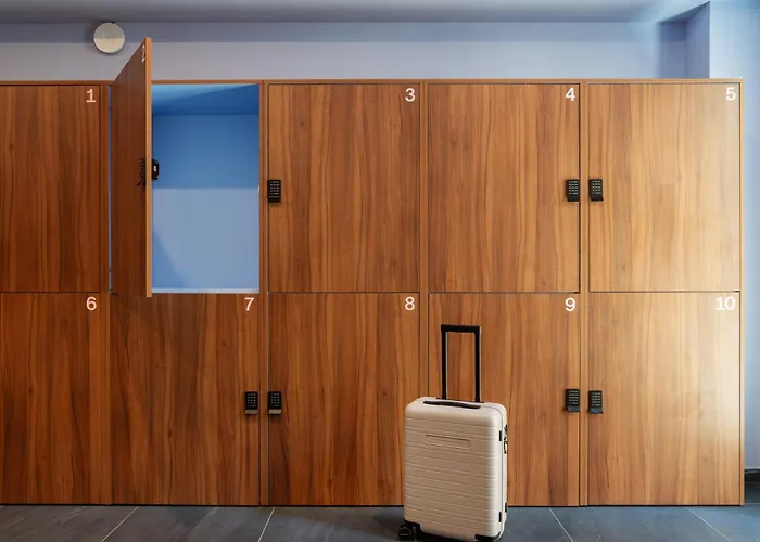 Hotel Numa Madrid Script