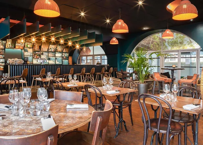 Hoteles BaratosIbis Paris Tour Eiffel Cambronne 15Eme