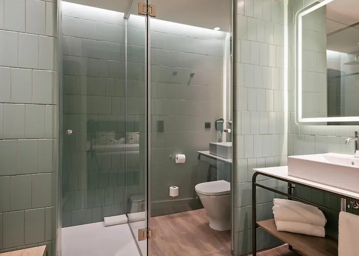 Hoteles BaratosVia Augusta