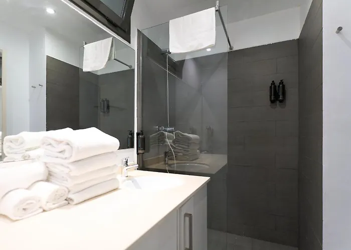 Fira Apartments By Gaiarooms Barcelona