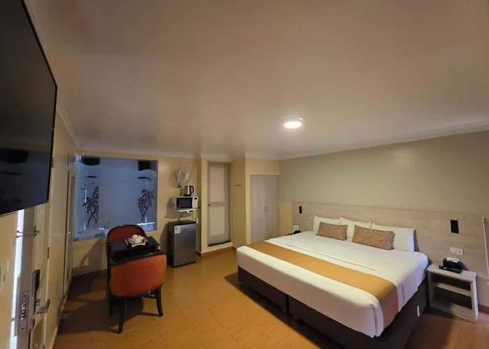 Hotel María Luisa Lima