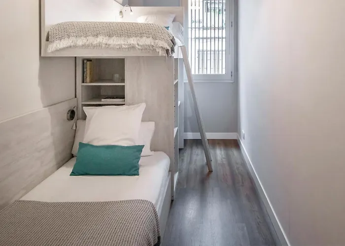 Feelathome Poblenou Beach Apartments Barcelona