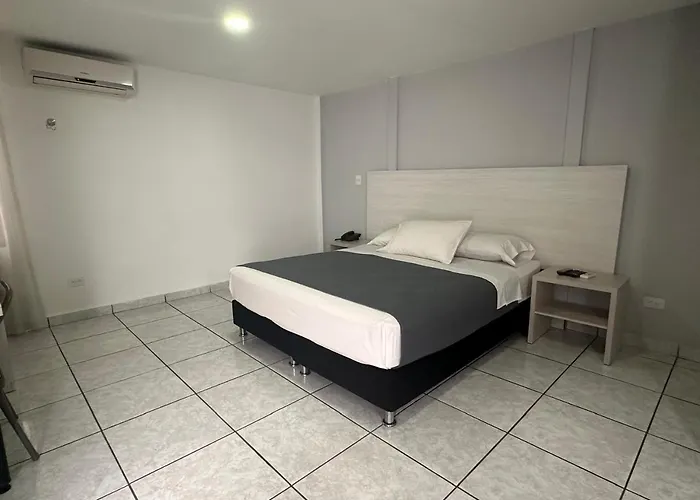 Hotel Florida Inn Medellín