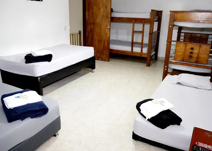 Hotel Brisas del Atanasio Medellín