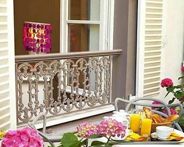 Hotel Le Hameau De Passy París