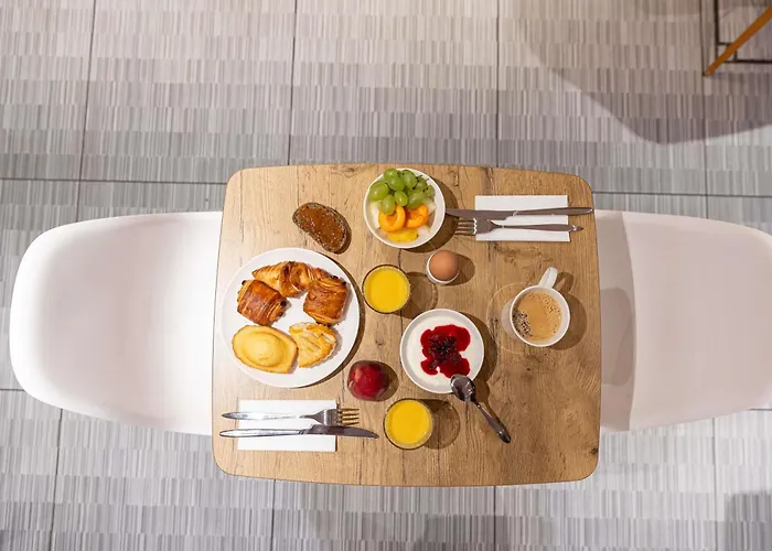 Ibis Daumesnil Porte Doree París