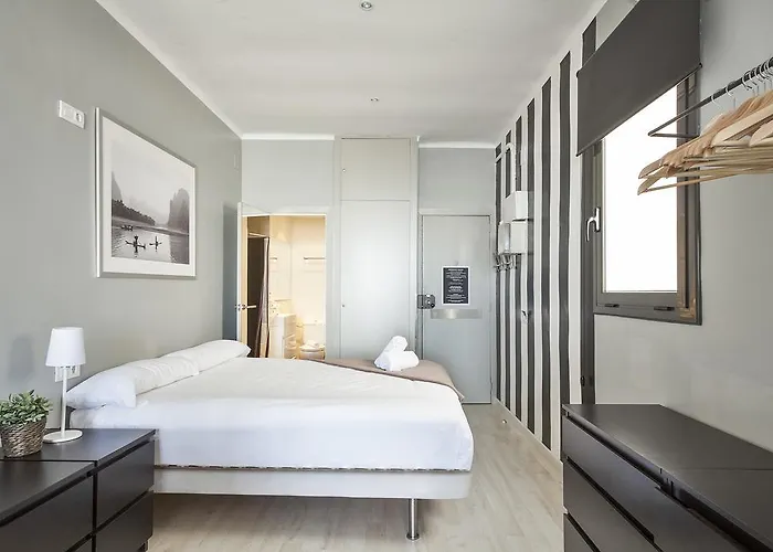 Fira Apartments By Gaiarooms Barcelona