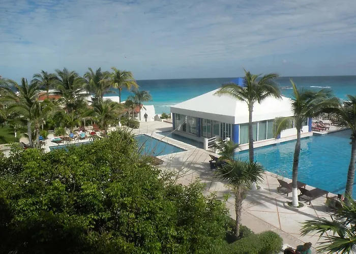 Cancun Beach Aparthotel By Solymar