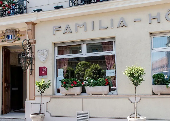 Familia Hotel París