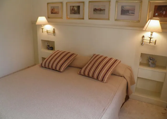 Apartaments St. Jordi Comtal Barcelona