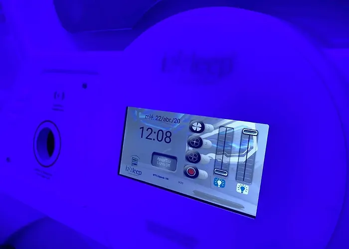 izZzleep WTC Mexico (world trade center Mexico)